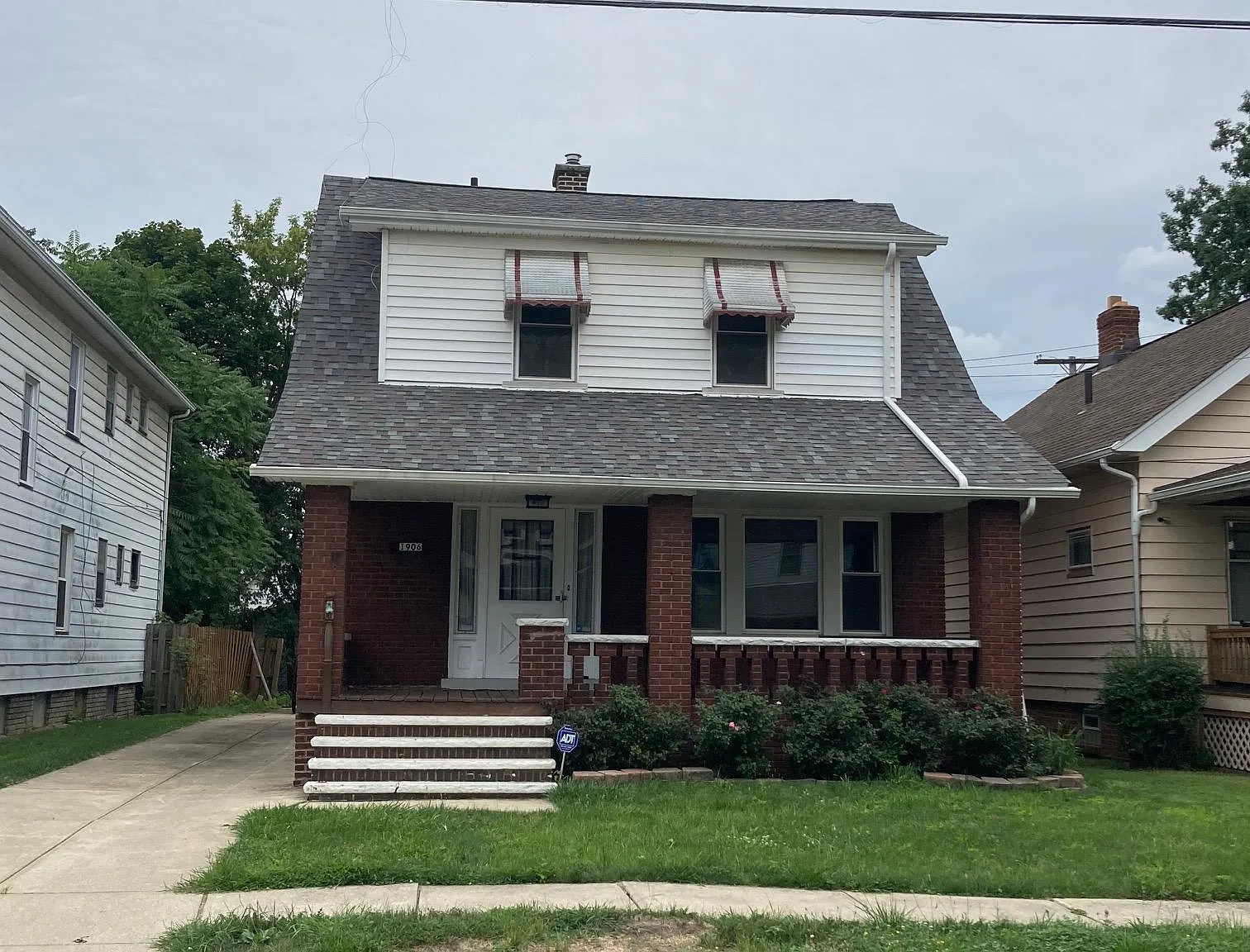 1906 Mayview Ave — Photo 1