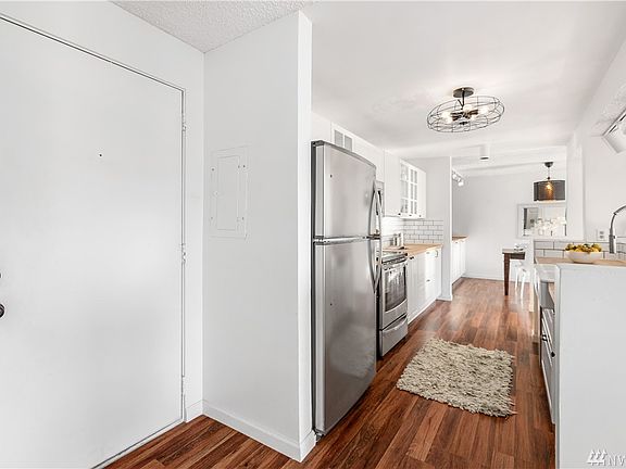 3rd image of 3700 26th Pl W APT 301