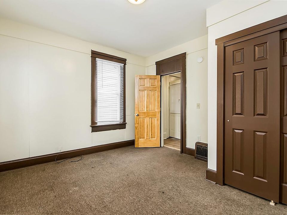 1st image of 52 W Patterson Ave