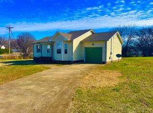 962 Van Buren Ave, Oak Grove, KY 42262