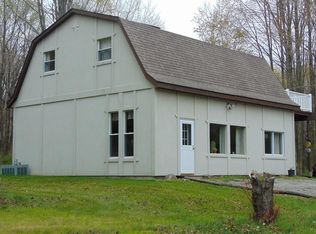 266 S Cottage Rd, Mercer, PA 16137