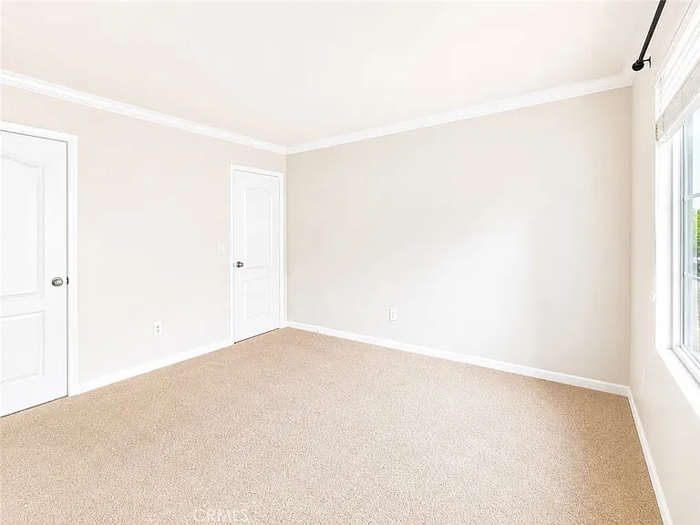1695 Larkspur Ln — Photo 17