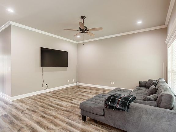4th image of 3852 Zaun Cir