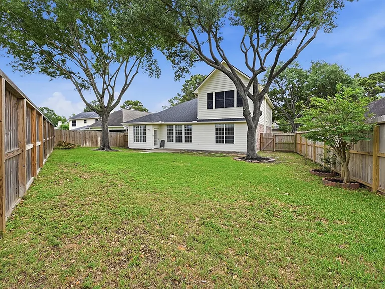 18010 Quiet Stream Ct — Photo 20