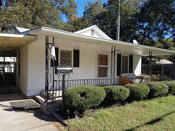 5th image of 4037 Kearby St
