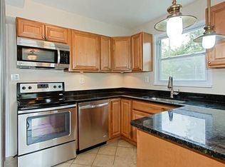 4519 N Henderson Rd, Arlington, VA 22203