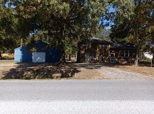 304 W Main St, Letona, AR 72085