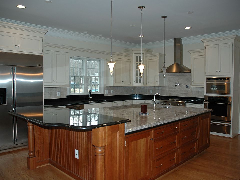 Wonderful goumet kitchen