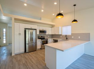 1202 W Sea Fan Dr, Gilbert, AZ 85233