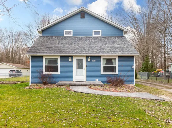 1541 Richman Rd, Kimball, MI 48074