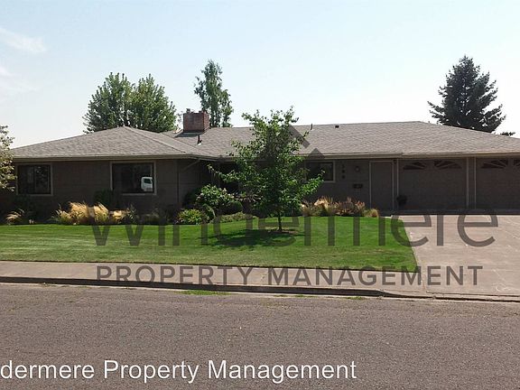 2nd image of 388 SE Highland Park Dr