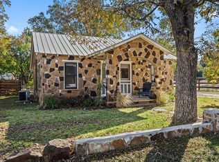 400 N Lbj Dr, Johnson City, TX 78636
