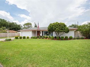 212 Chaucer Ln, Winter Haven, FL 33884