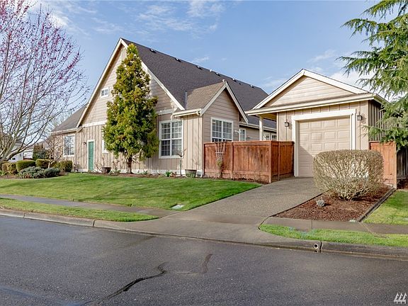 3rd image of 1801 Mariner Cir NE