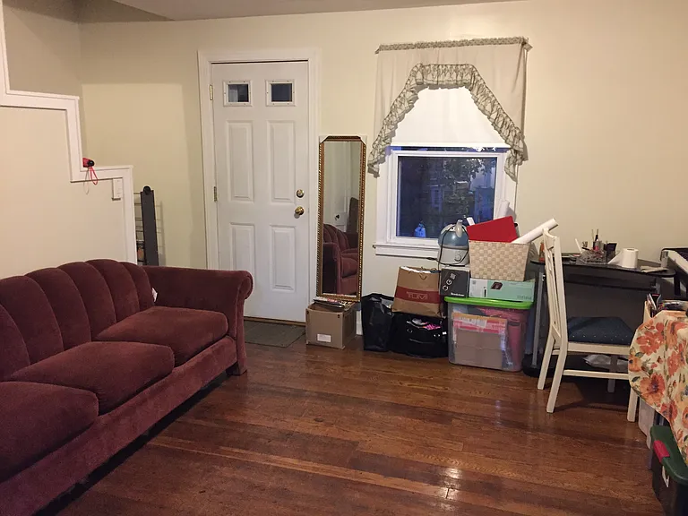 1 Bassett Pl — Photo 6