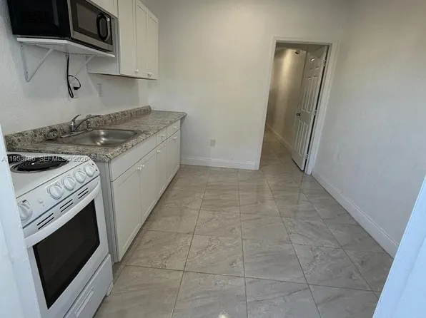 5245 NW 192nd Ln #1, Opa Locka, FL 33055