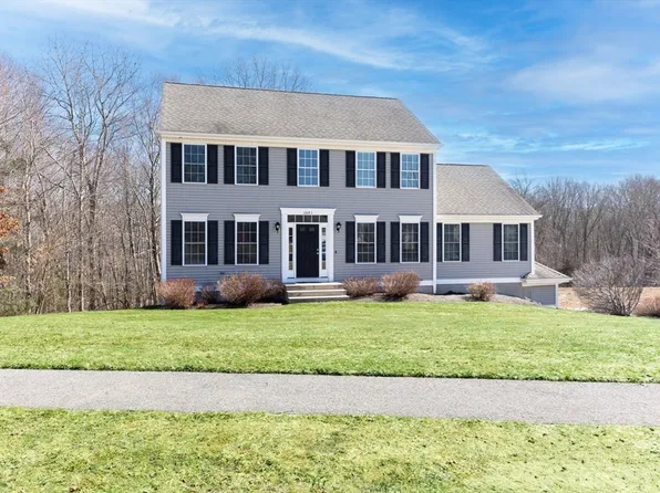 2681 Courtlyn Rd, Dighton, MA 02715
