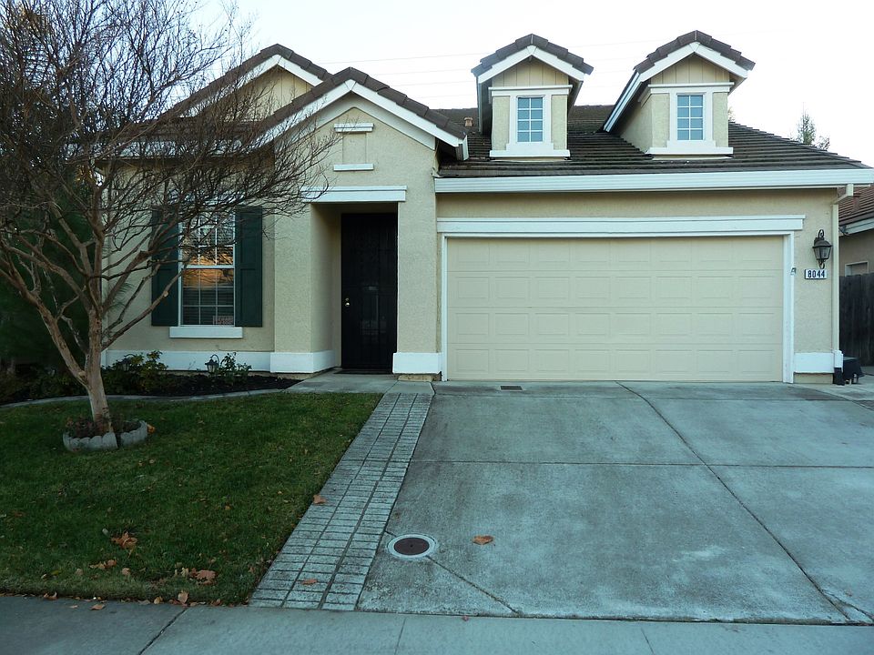 1st image of 8044 Robinson Dr