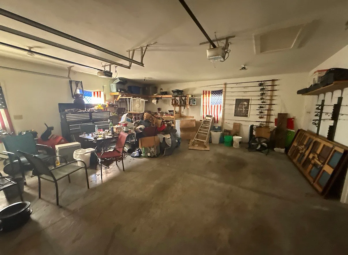 3 bed, 1948 sqft, $2,400 — Photo 3