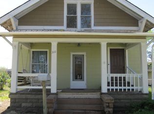 310 S 10th Ave, Yakima, WA 98902
