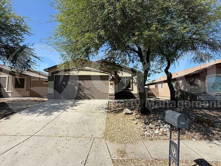 7218 S Canterbury Tale Dr — Photo 3