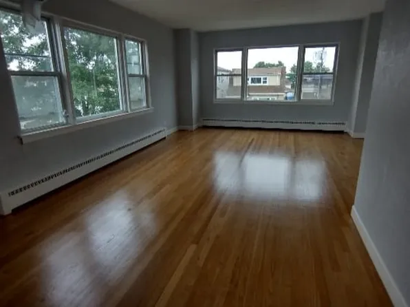 5544 W Parker Ave #1, Chicago, IL 60639