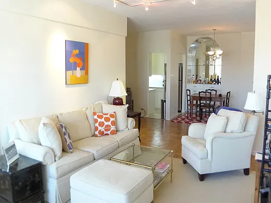 Rented by Sotheby's International Realty | media 16