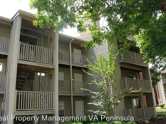2nd image of 537 Pineland Cir APT 303