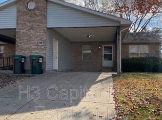 100 Southgate Dr, Freeburg, IL 62243