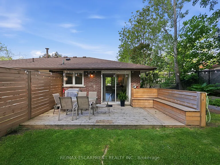 52 Grand Ave — Photo 19
