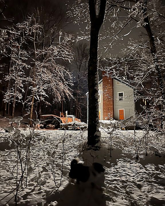 2nd image of 365 Ponemah Hill Rd