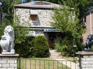 9012 S Merrill Ave, Chicago, IL 60617