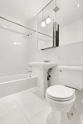 Rented by Cooper & Cooper Real Estate | media 21