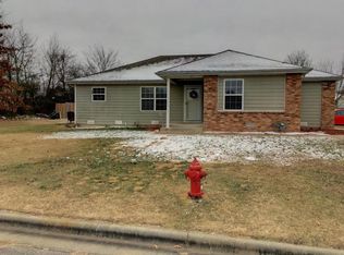 308 W Cherokee Path, Clever, MO 65631