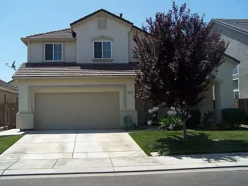 475 Zinnia Ct photo 1