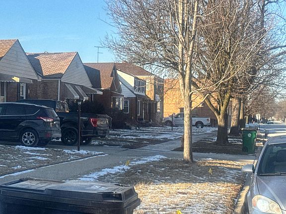 5th image of 2236 S 22nd Ave