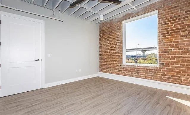 818 Howard Ave #301 — Photo 8