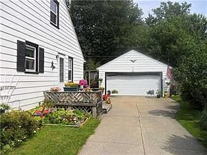 3rd image of 47 Idlewood Dr