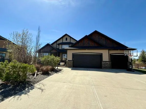 115 NE Montclair Pl, Rocky View County, AB T4C 0A7