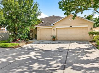 10859 Breaking Rocks Dr, Tampa, FL 33647