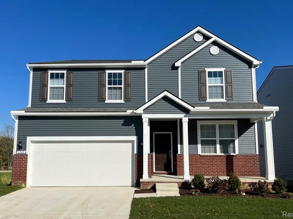 9145 Dogwood Ln, Dexter, MI 48130