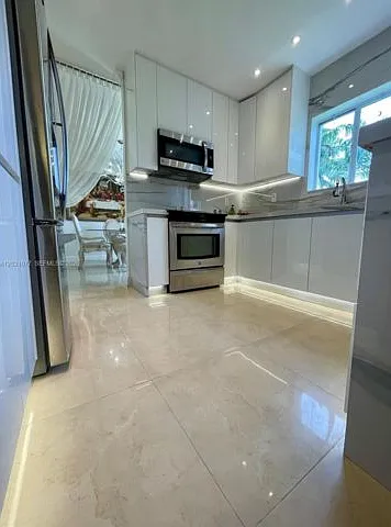 20851 SW 88th Ct — Photo 12