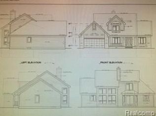 927 Kenneth Ct, Howell, MI 48843