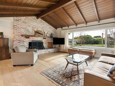 2011 Redberry Rd, Santa Ana, CA, 92705