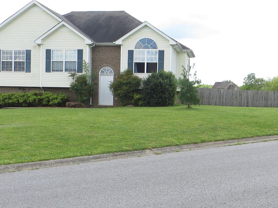 Welcome to 400 Robin Lynn Dr