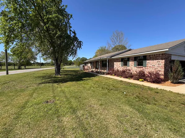 148 Meadow Brook Dr, Searcy, AR 72143