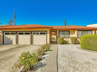 950 Phyllis Ave, Mountain View, CA 94040