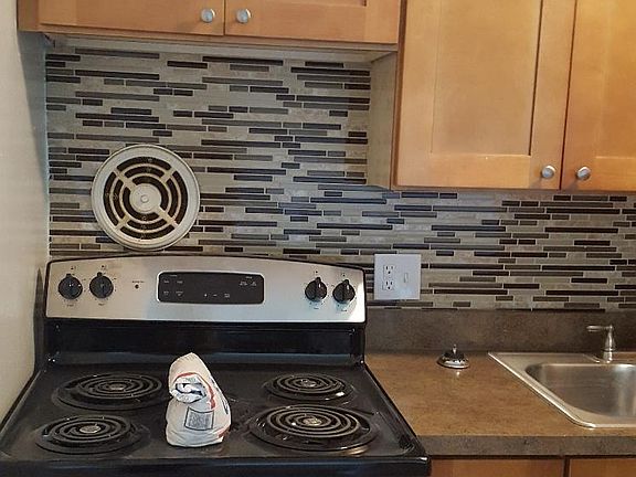4th image of 943 Washington Blvd APT J3