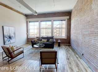 218 Delaware St, Kansas City, MO 64105