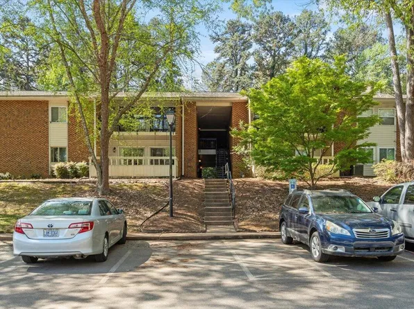 4507 Edwards Mill Rd APT F, Raleigh, NC 27612